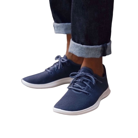 Allbirds Men's Navy Tree Runners Sz 11 - Picture 1 of 9
